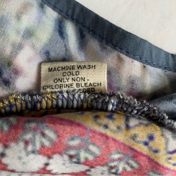 Mahila open-front kimono style top. 0/s - Picture 9 of 10